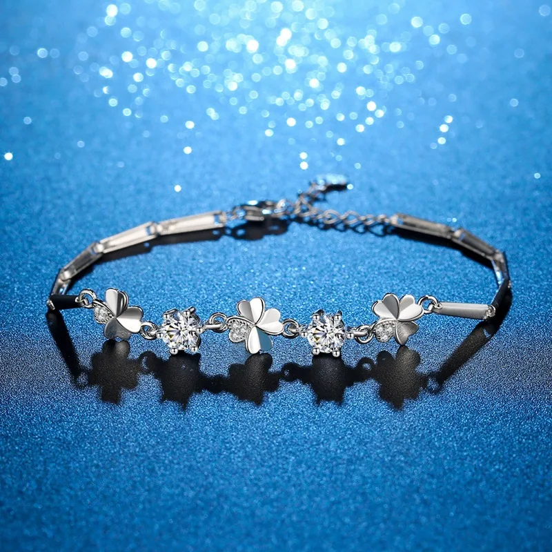 

Женский браслет из серебра 925 пробы, с муассанитом