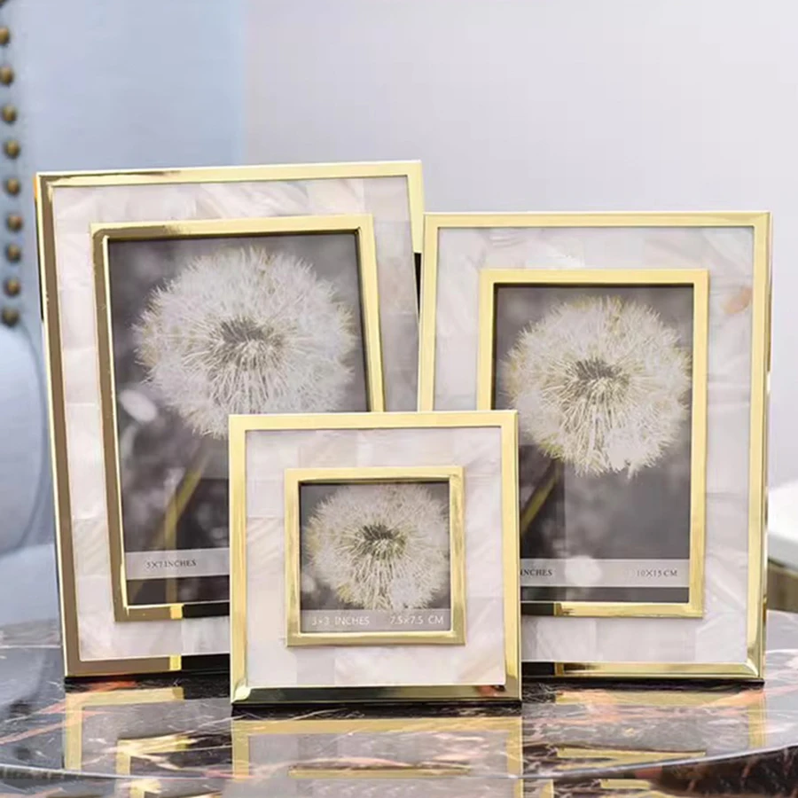 

Фотообои с металлическим орнаментом для свадьбы