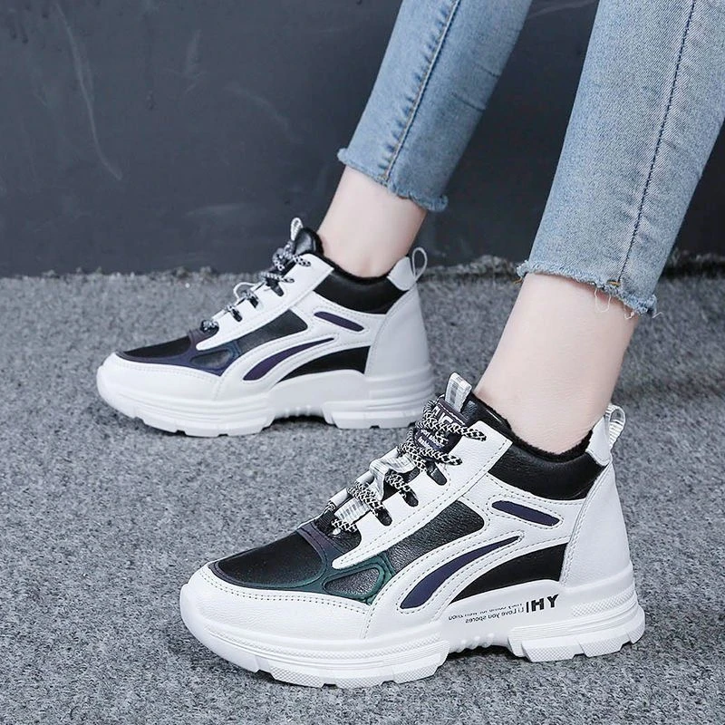 Женские зимние ботинки на платформе