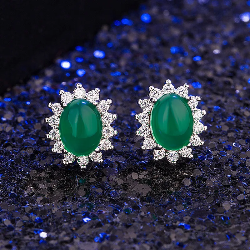

HOYON Retro Ethnic Style Green Chalcedony Earrings Women's Diamond-Encrusted Zircon Green Agate Earrings for Girlfriend Gift