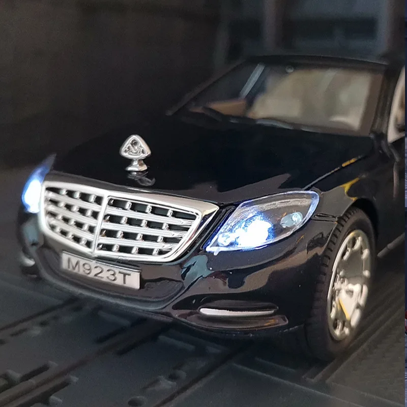 

1:24 Maybach S600 Metal Car Model Diecast Alloy High Simulation Car Models 6 Doors Can Be Opened Inertia Toys For Children Difts