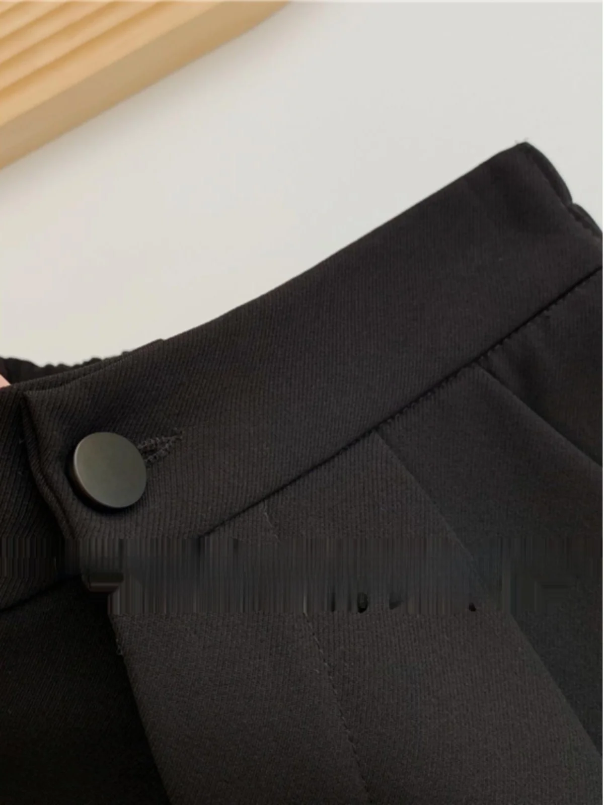 Осенние и зимние шорты больших размеров. Женская верхняя одежда. Черный костюм.