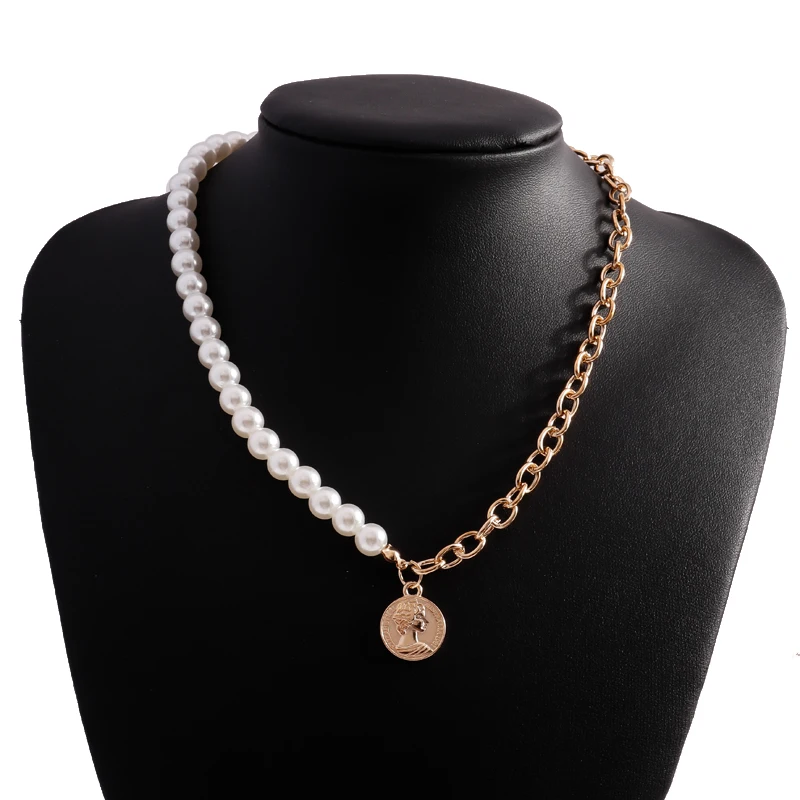 

Cute Asymmetric Pearl Chain Pendant Necklace for Men Women Alexander Coin Aesthetic Clavicle Choker Necklace Party Jewelry Gift