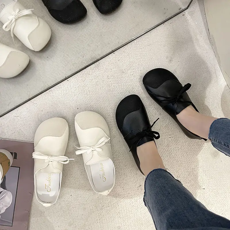 Women's flat shoes 2023 new outdoor walking shoes