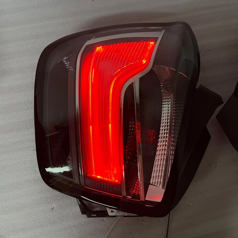 Фото Светодиодный задний фонарь для BMW 1 серии F20 116i 118i 120i 2011-2013: стоп-сигнал, указатель поворота, фонарь заднего хода №3