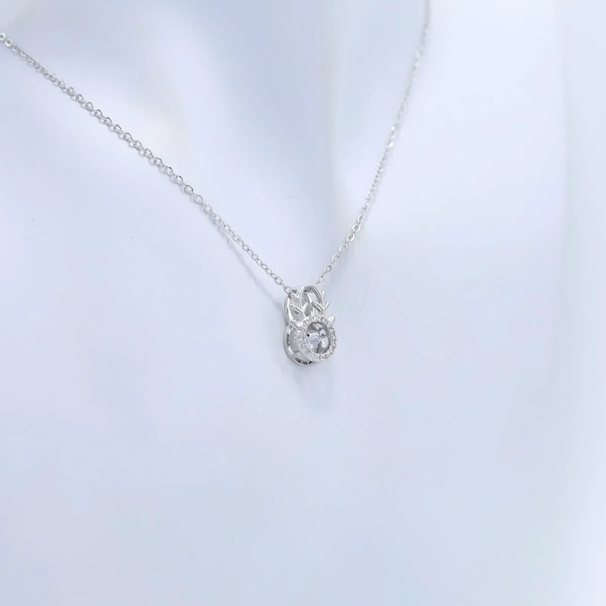 Ожерелье с рогами серебро натуральная бирюза кулон в виде головы оленя богемные