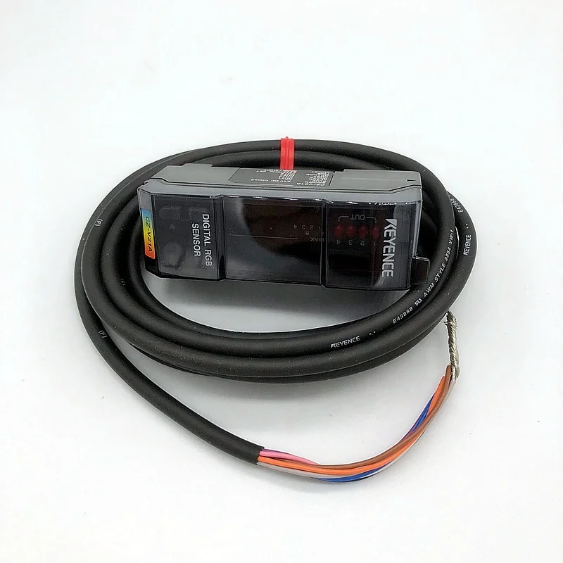 

New original KEYENCE color sensor KEYENCE CZ-V21A
