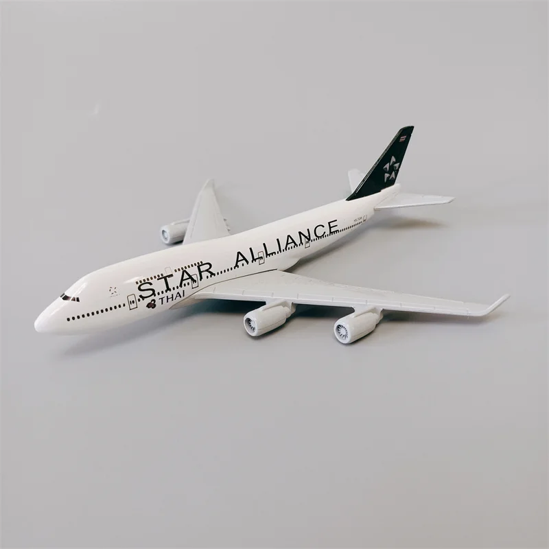

16cm Air STAR ALLIANCE Airways B747 Airlines Airplane Model Boeing 747 Airways Alloy Metal Diecast Plane Model Aircraft Gifts