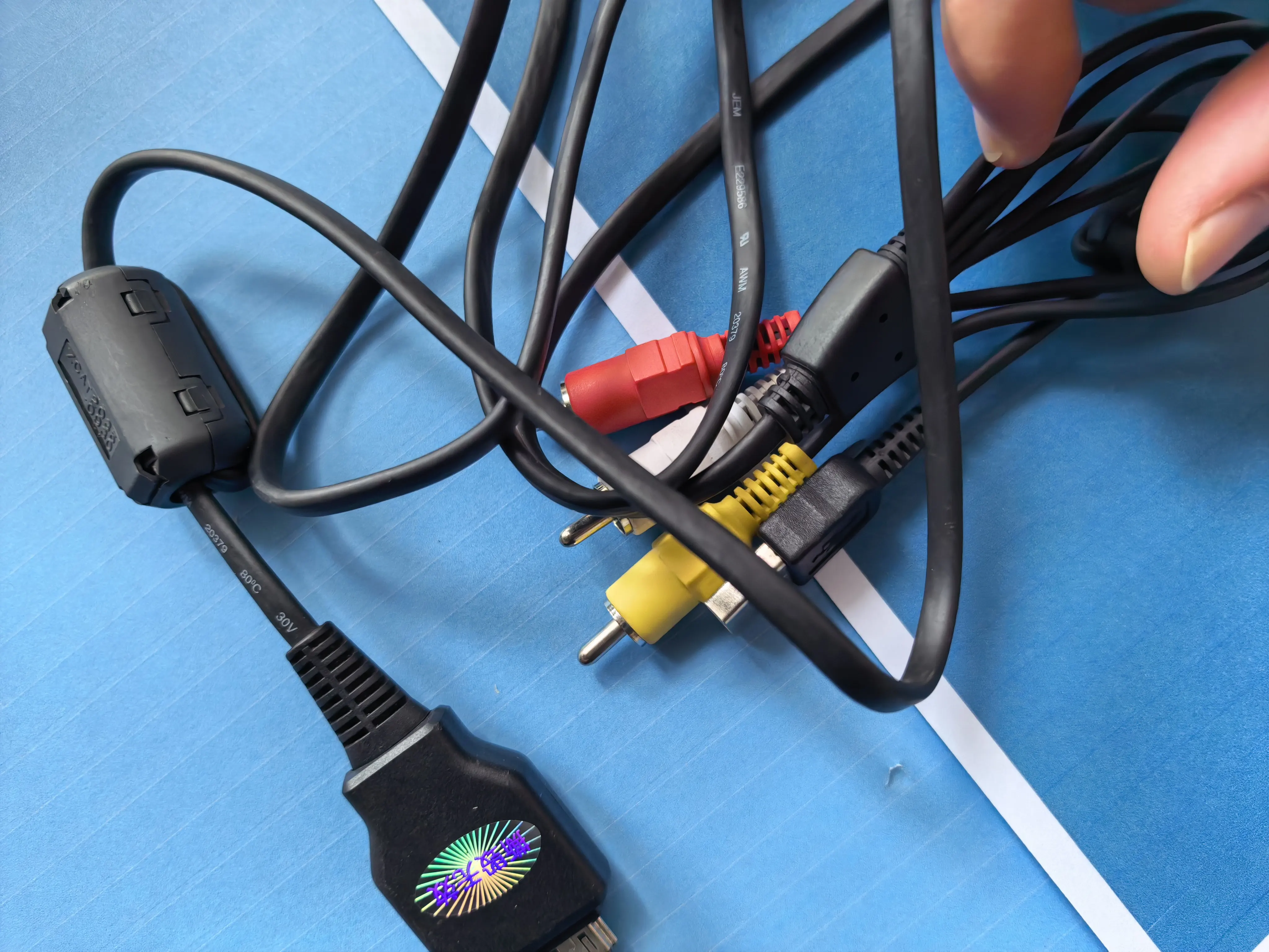 Фото Кабель VMC‑MD2 USB 2.0 Data AV RCA для камер Sony CyberShot DSC‑W210 W215 W220 W230 W290 HX5 HX5C, кабель видеовыхода. №3