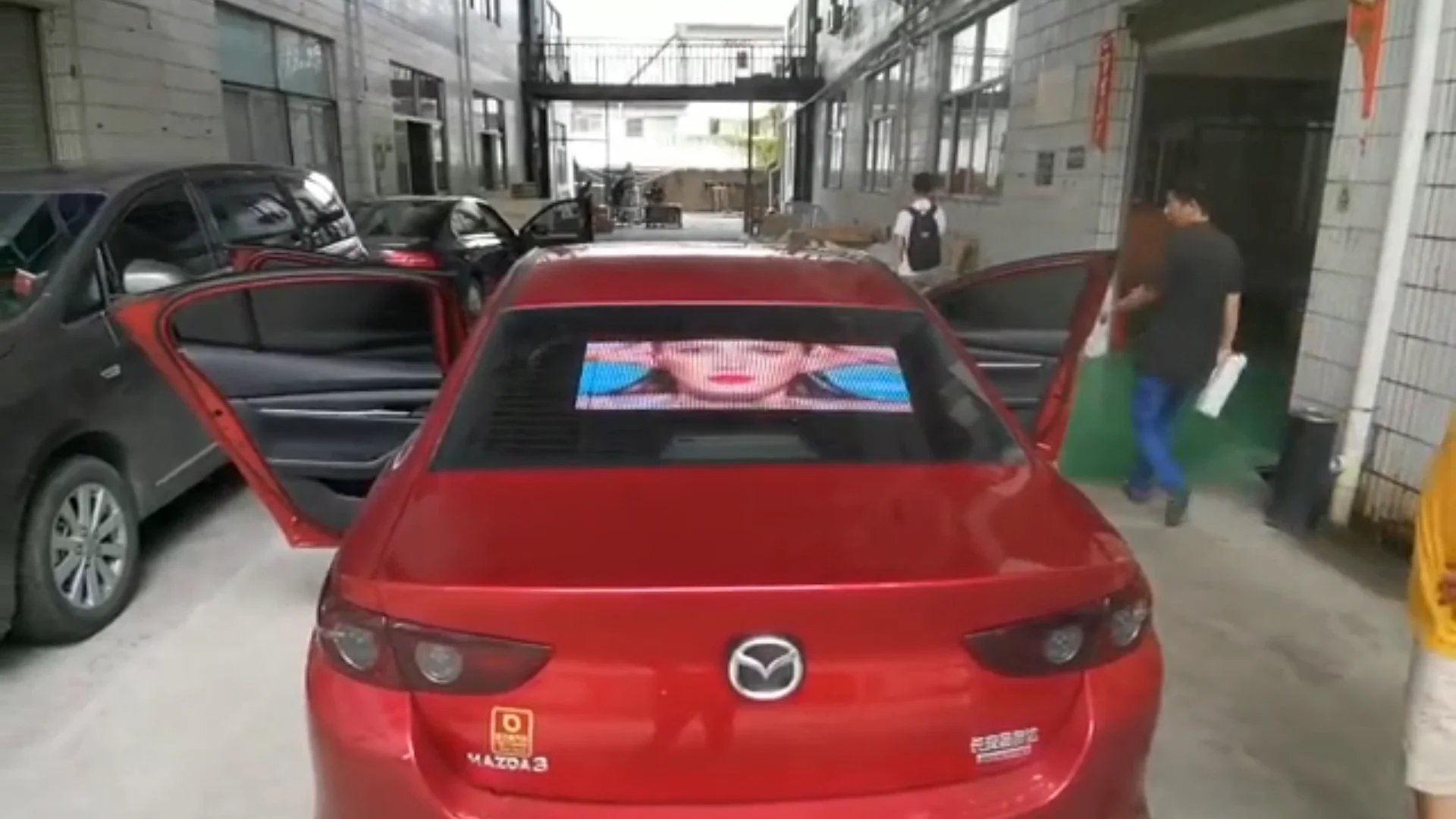 

High Brightness P2.8 P4.8 Waterproof Wifi Taxi Glass Back Advertising Rear Window Digital Transparent Car Led Screen Display