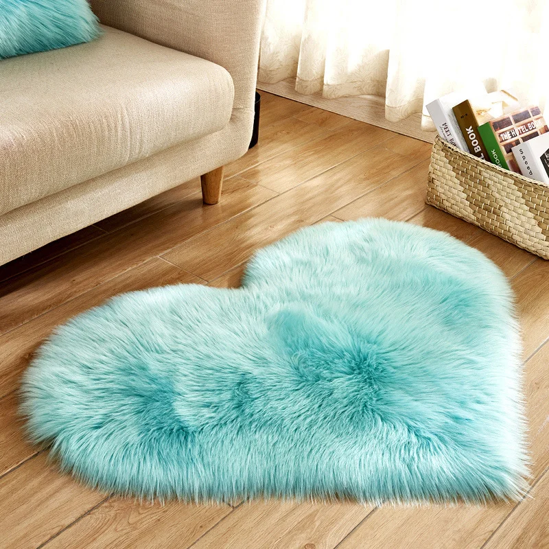 1pcs New Home Textile Plush Living Room Mini Heart Shaped Carpet Bedroom Bedside Fur Mat Lovely Girl Style Floor Stair Rugs images - 6