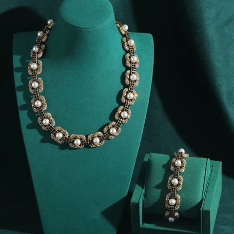 Колье с жемчугом STALAIT