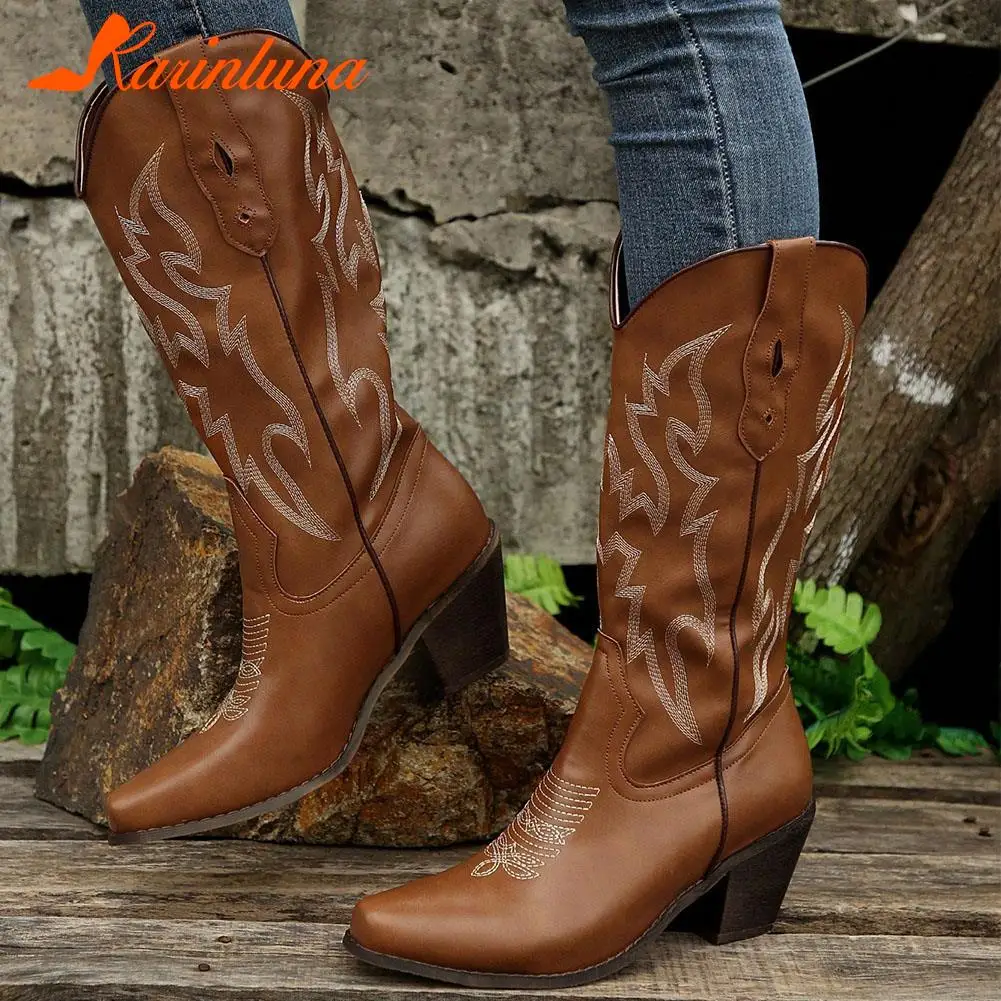 Western Boots Pointed Toe Mid Calf Boots Autumn Winter 2023 Vintage Style Embroidery Boots Thick Heels Comfy Walking Lady Boots