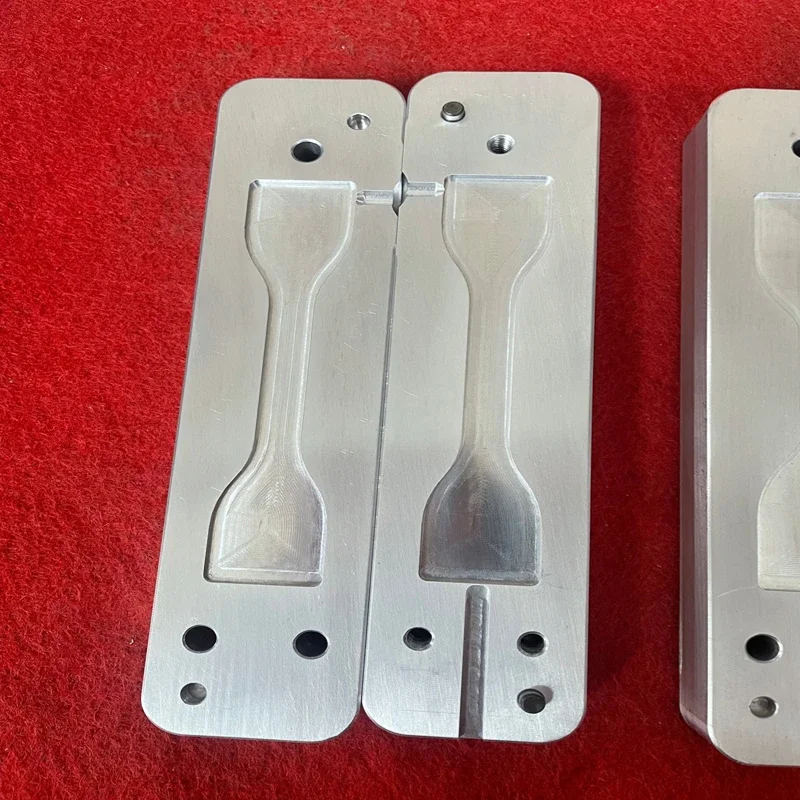 

Vertical/Horizontal Injection Molding Machine Mold Support Customization