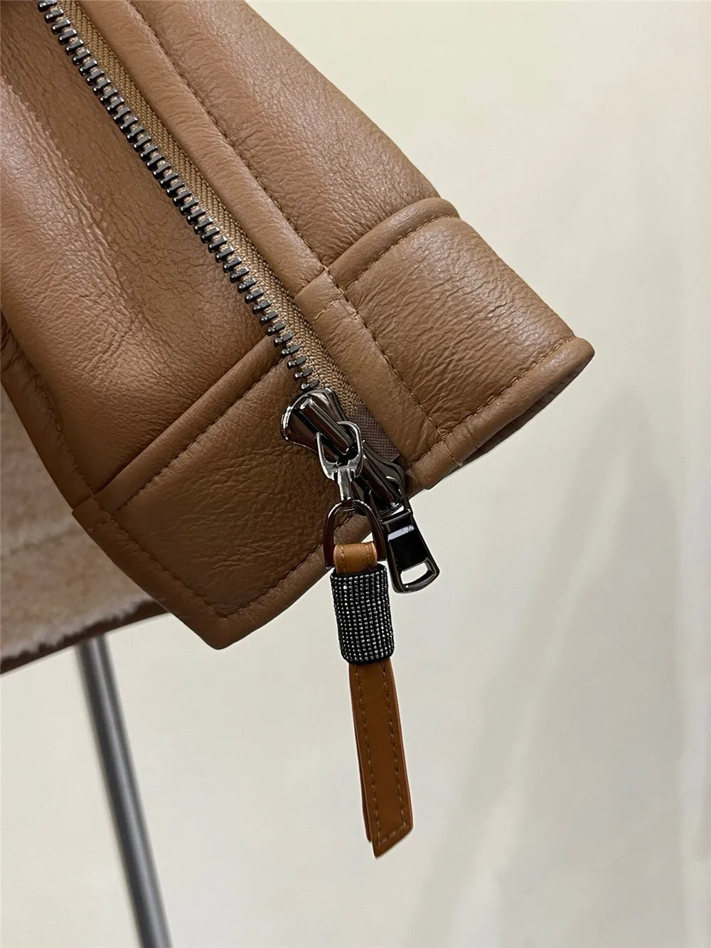 Новинка 2024 женский жилет из натуральной кожи пальто на осень и зиму BC с отворотом