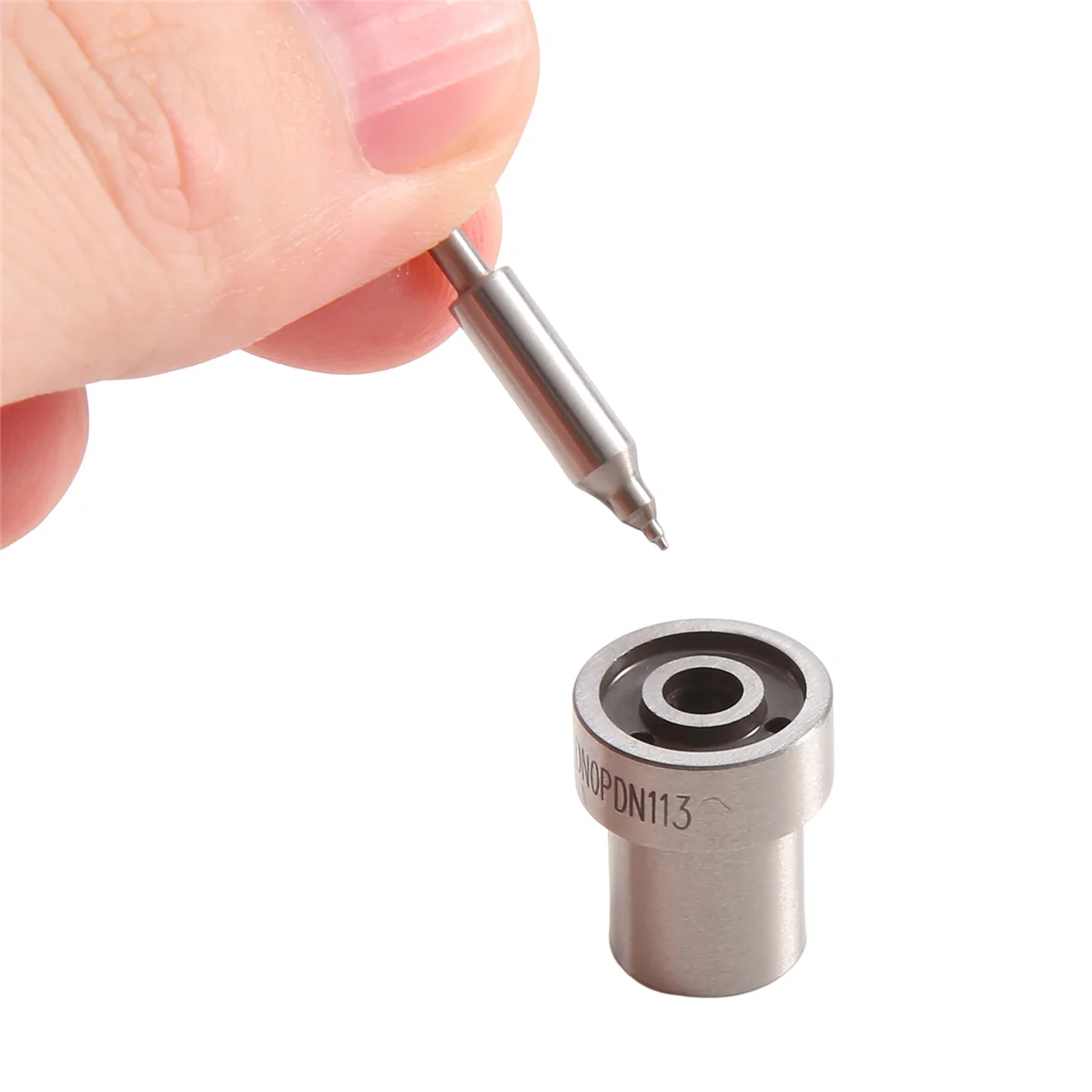 4 шт. DN0PDN113 новая форсунка дизельного топлива для Nissan TD42/TD42T Zexel 105007 -1130