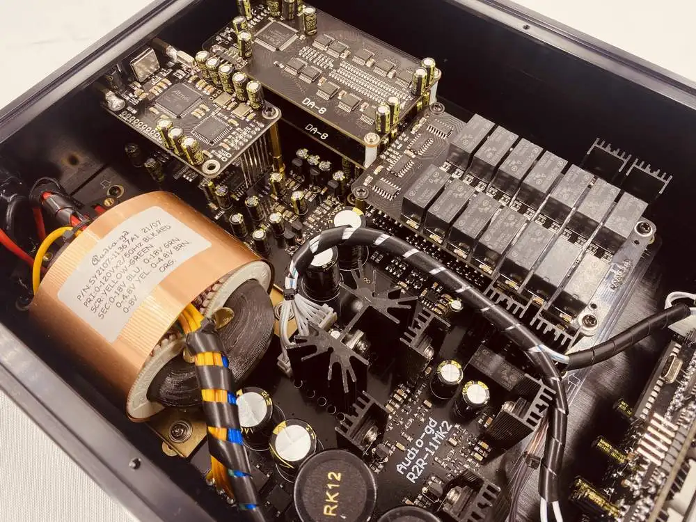 Audio-gd r-28. Audio gd r 1 nos. Audio-gd r-7he mk 2. Audio-gd r2r 7. Audio gd 28.