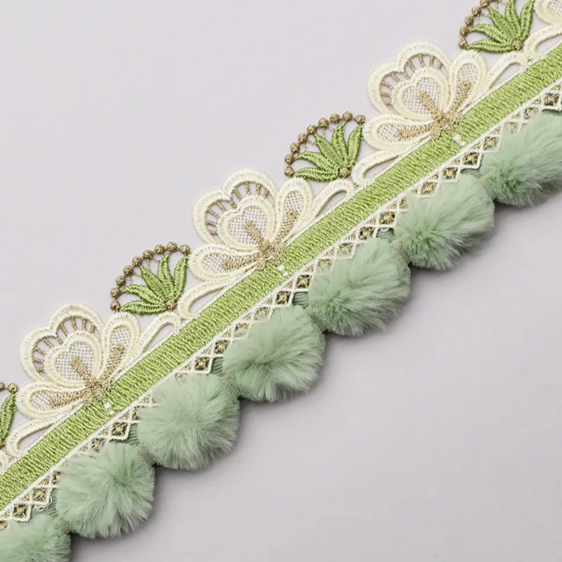 Кружевная кисточка HOWDECOR