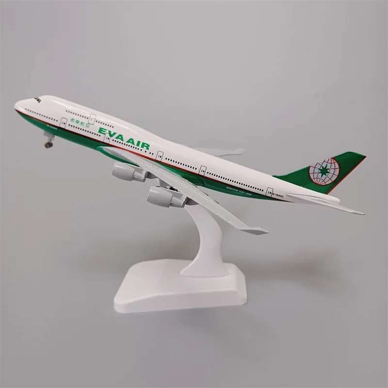 

20cm Alloy Metal China Taiwan EVA AIR Airlines B747 Boeing 747 Airways Airplane Model Plane Model Diecast Aircraft with Wheels