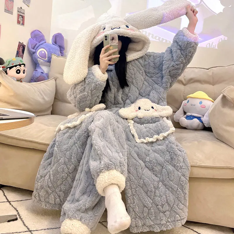 

Kawaii Sanrios Robes Set Winter Warm Thick Cartoon Cinnamoroll Flannel Cute Padded Women's Pajamas Feature Nightgown Pants