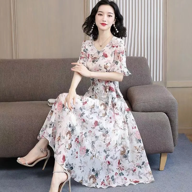 

YJ66 Mom's Summer Dress 2023 New Fashionable Middle aged Women's Spring/Summer Thin Fashion 3/4 Sleeve Fragmented Flower Skirt