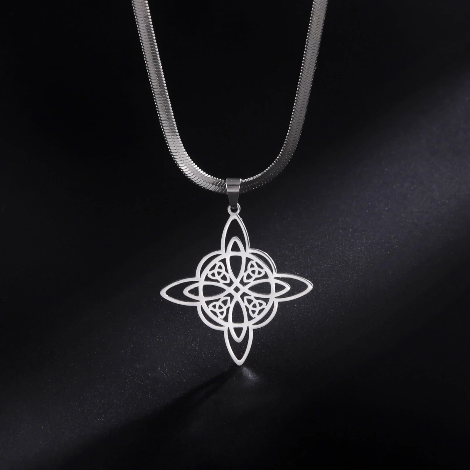 Teamer Trend Witch Knot змеиная цепочка ожерелье для женщин Witchcraft нержавеющая сталь