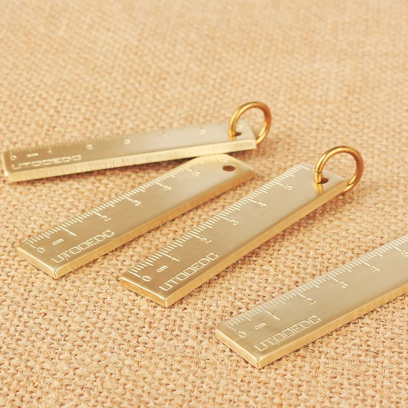 

6cm Small Copper Ruler Pure Brass Portable Metal Straight Ruler Retro Keychain Number Plate Hanger Thickened Smiling Face