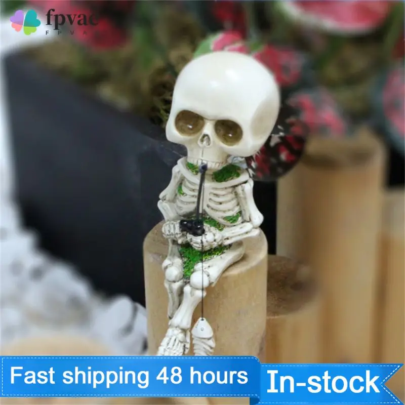 

Durable Resin Crafts Indoor/outdoor Use Skull Ornaments Conversation Starter Unique Garden Decoration Fragment Of Party Talk