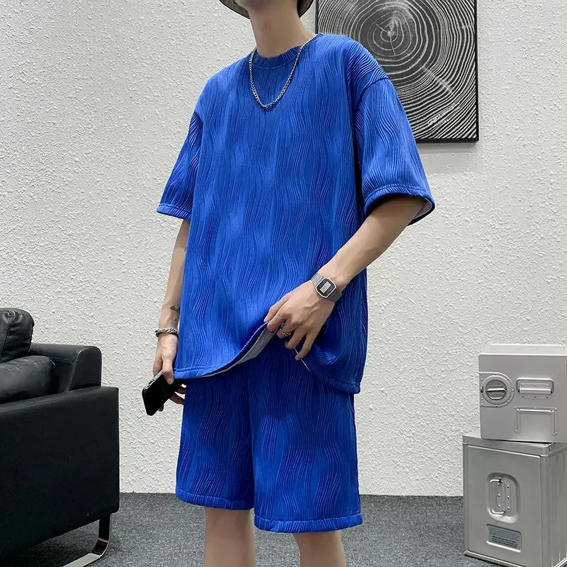 M-5XL Loose Ice Silk Casual Sports Suit Men's Summer Short-sleeved Shorts Straight Pleated Sports Pants Speed Dry 2 Piece Sets