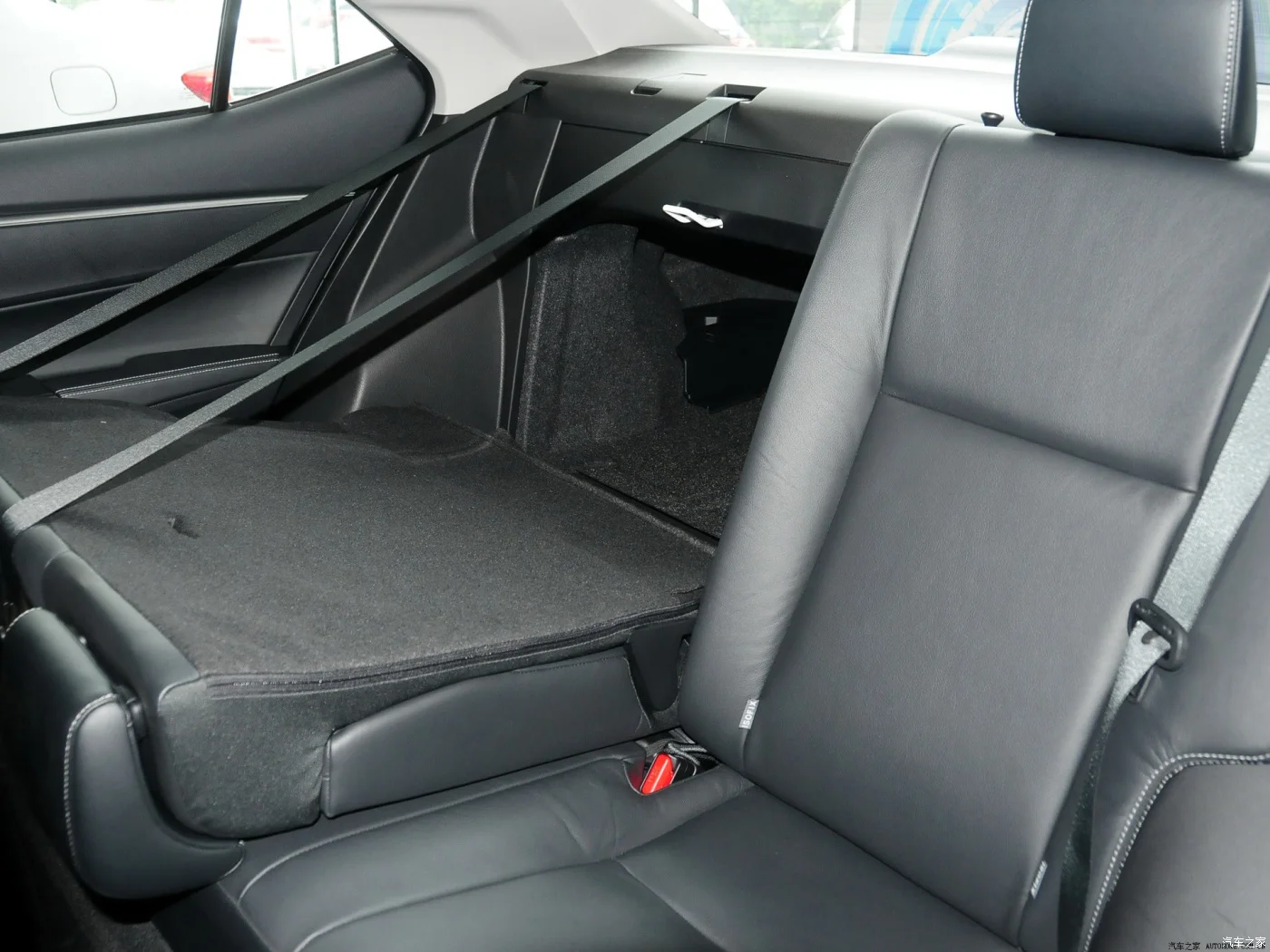 Чехлы из искусственной кожи на автомобильные сиденья для Toyota Corolla Sedan 2012 2013 2014 2016