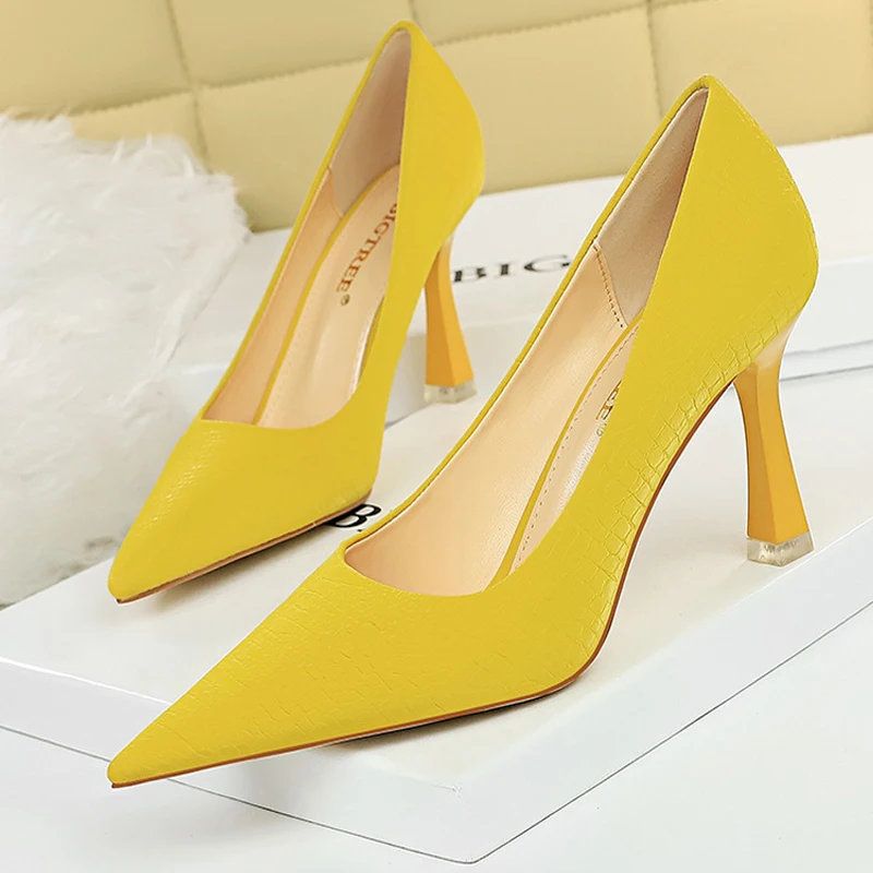 

Shoes Fashion Women Pumps Pointed Toe Kitten Heels Stone Pattern High Heels Women Career Office Shoes Plus Size 42 43