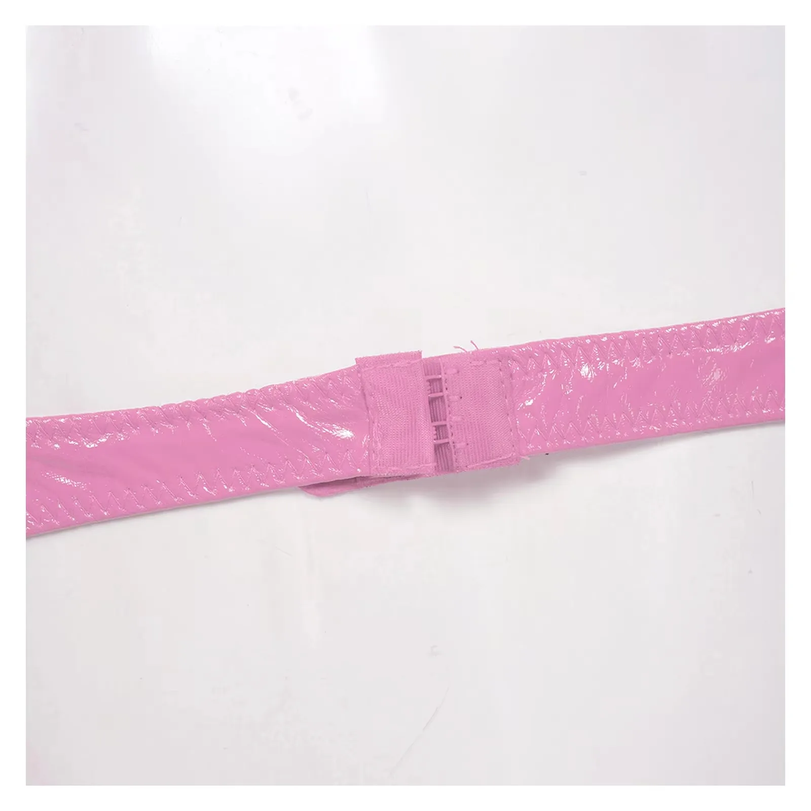 Қара су перісін ұрды