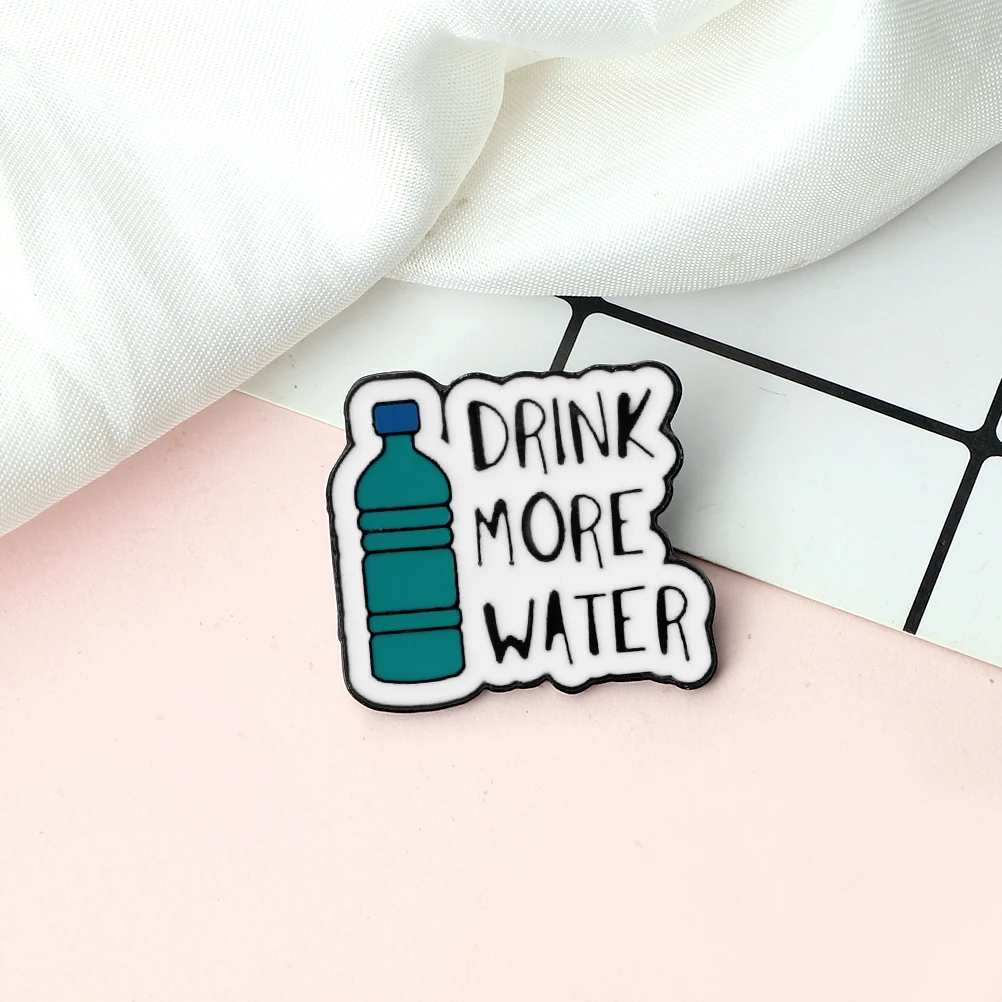 Эмалированная брошь в виде тыквы цвет ассортименте