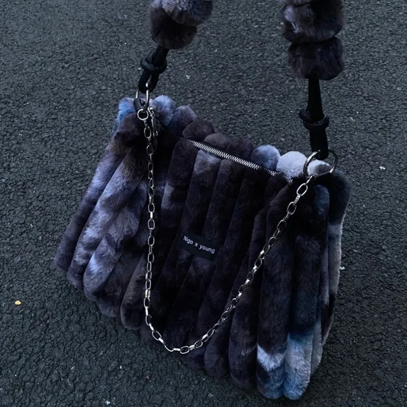 

MBTI Tie-dye Womens Tote Bag Athletic Plush Chain Autumn and Winter Shopper Shoulder Bag Fluffy Large Capacity Ladies Handbag