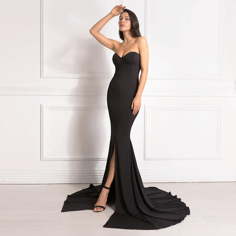 

Dressed in strapless black maxi dress, strapless red dress with a frontal slit, for the night, maternity parties, summer