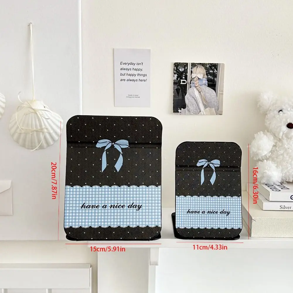 Настольная подставка из искусственной кожи зеркало с розовым бантом складное