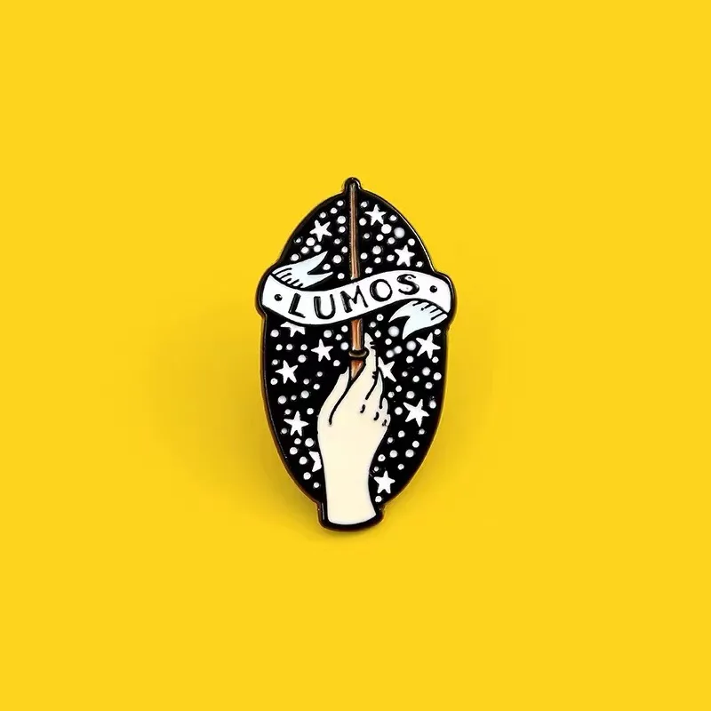 

SALeeee Fashion creative Lumos silver glitter black enamel brooch backpack denim lapel badge accessories