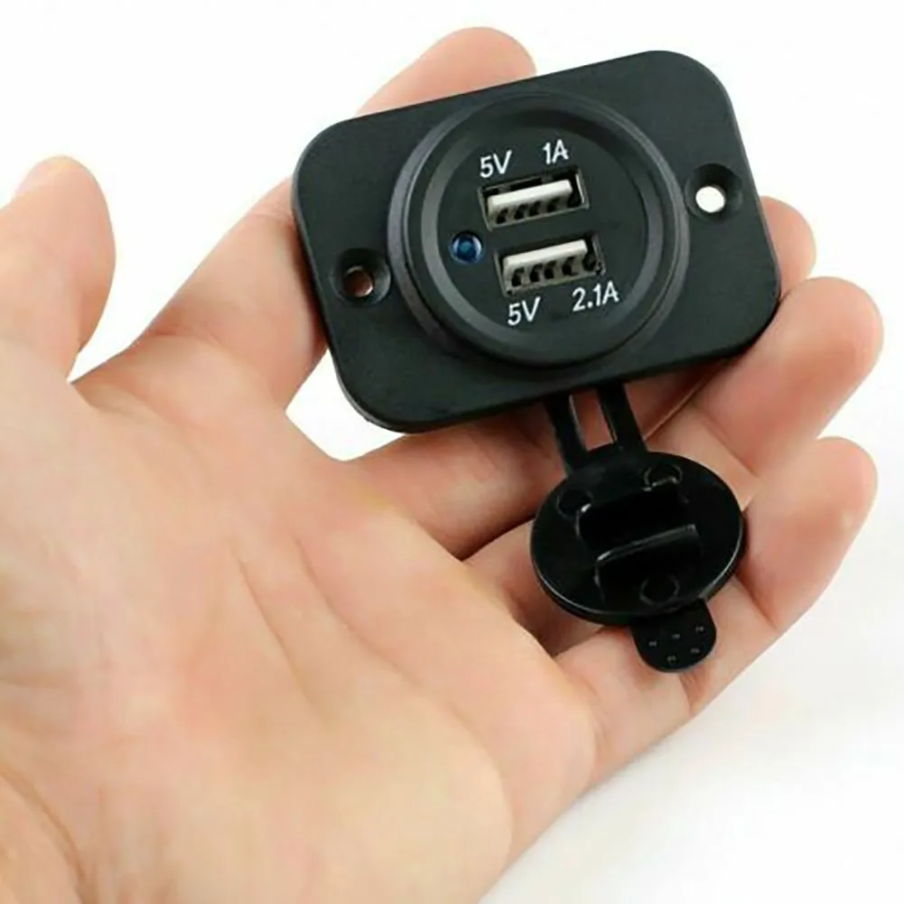 

Universal Motorcycle Power Cigarette Replacement 12V 2.1A Accessory Black