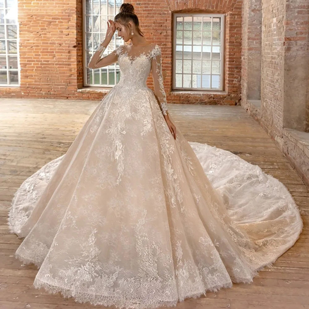 

Luxurious O-Neck Wedding Dress Lace Up Long Sleeve Boho Backless Bridal Gown Appliques Ball Gown Big Sweep Train Robe De Mariée