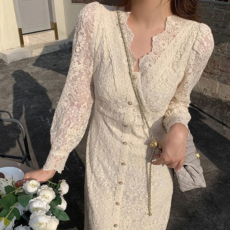 

Женское весеннее элегантное кружевное платье с длинным рукавом 2022 женское корейское белое платье для вечевечерние сказочное платье с V-обр...