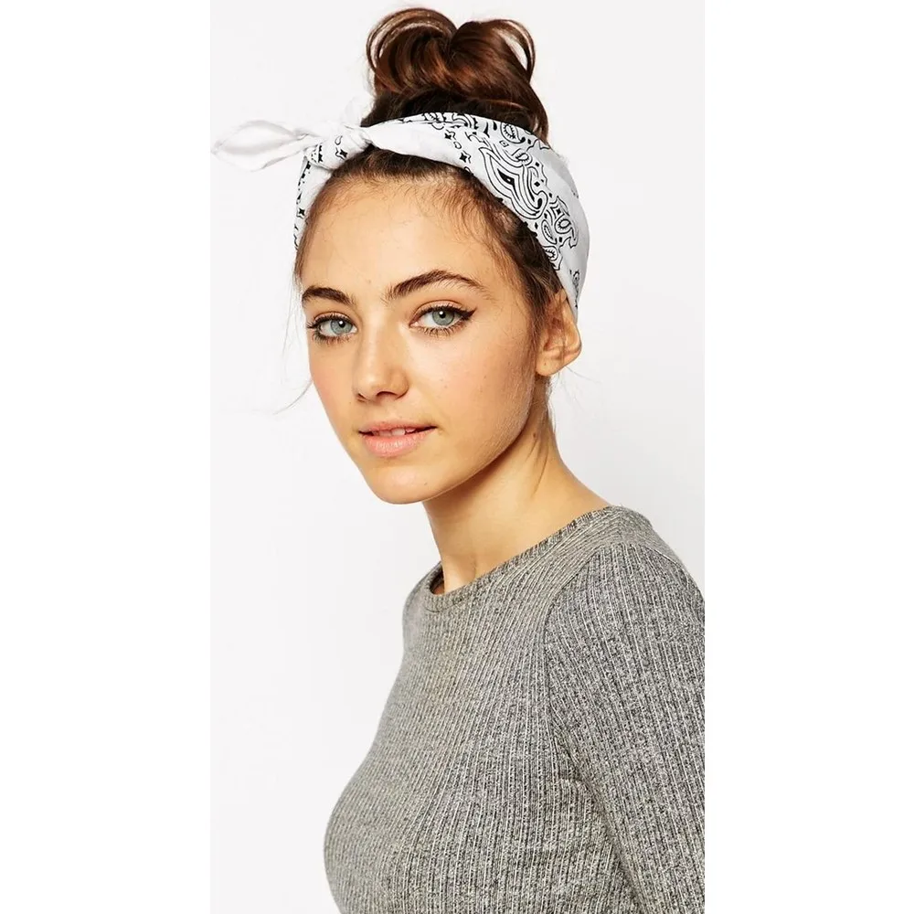 

Белая бандана Dorlie