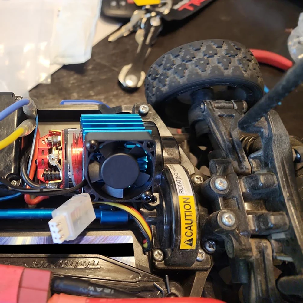 Неэлектрический радиоуправляемый автомобильный композитный материал