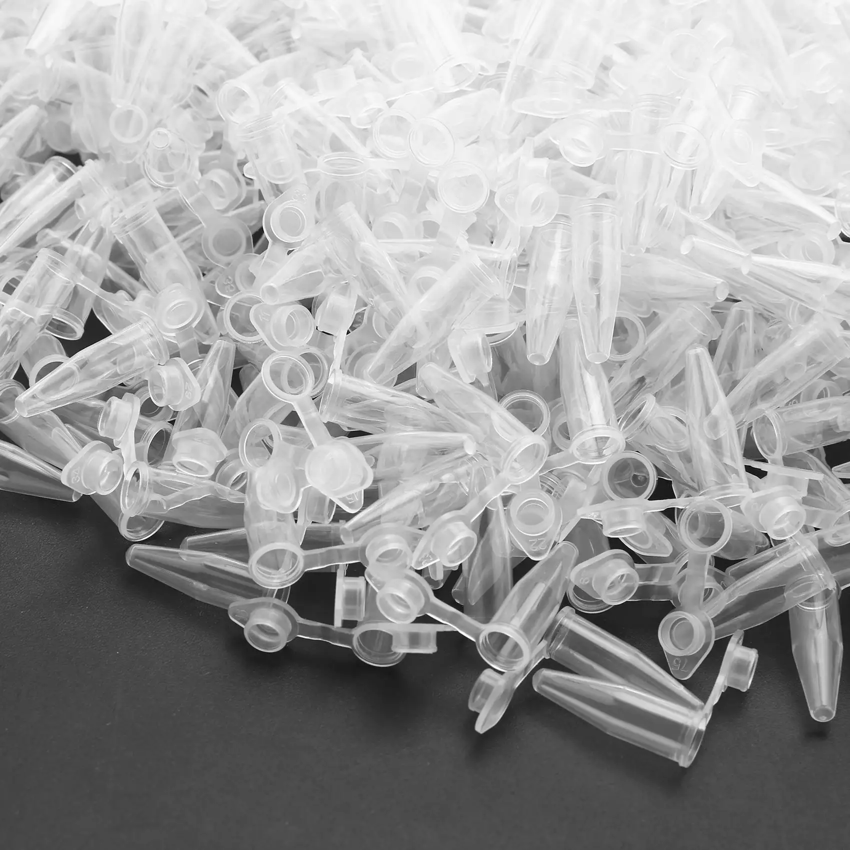 

1000 Pcs 0.2ml Round Bottom Centrifuge Tubes w Attached Caps Clear White