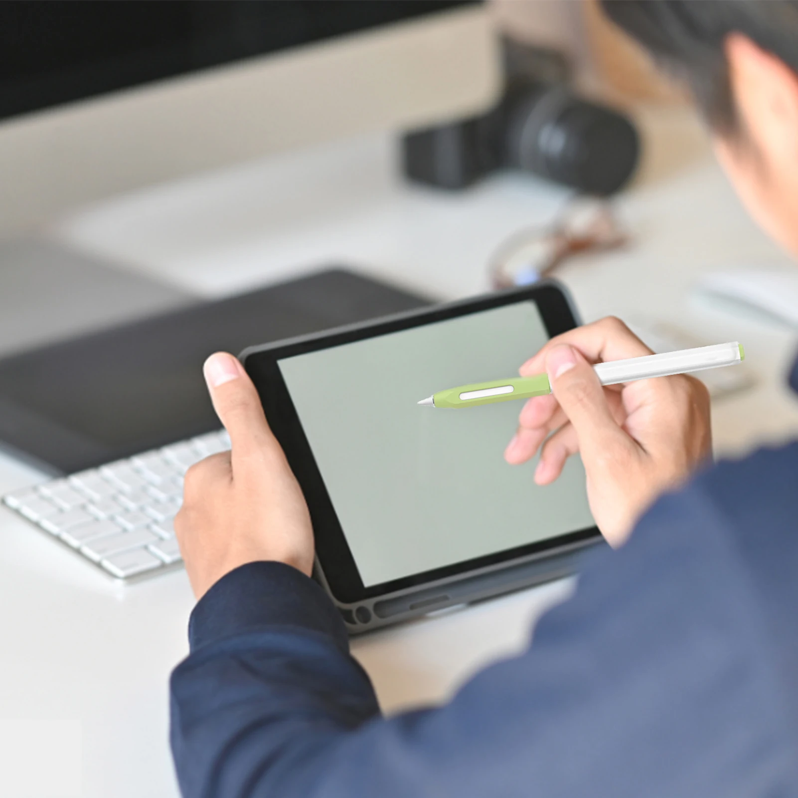 Чехол для Apple Pencil в виде рукава, защищающий Ваш карандаш. Силиконовый мягкий защитный чехол, совместимый со вторым поколением Smart Pencil.