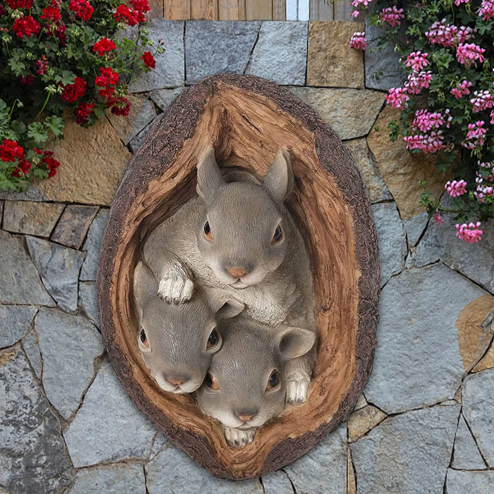 

Garden Squirrel Resin Statue Tree Hugger Resin Simulation Animal Figurines Kawaii Room Decor Art Sculpture Home Decoration