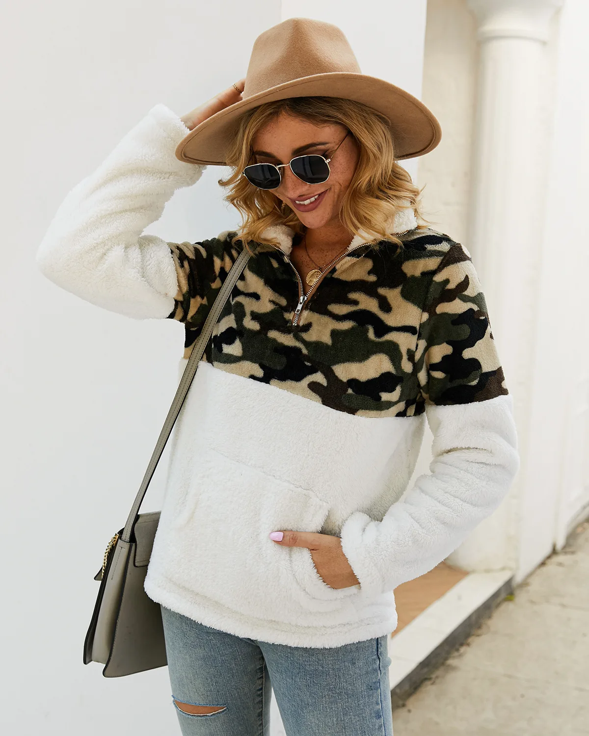 

Warm Women's Clothing 2022 Autumn and Winter New Products Long-Sleeved Sweater Leopard Print Stitching Top Women's Clothing
