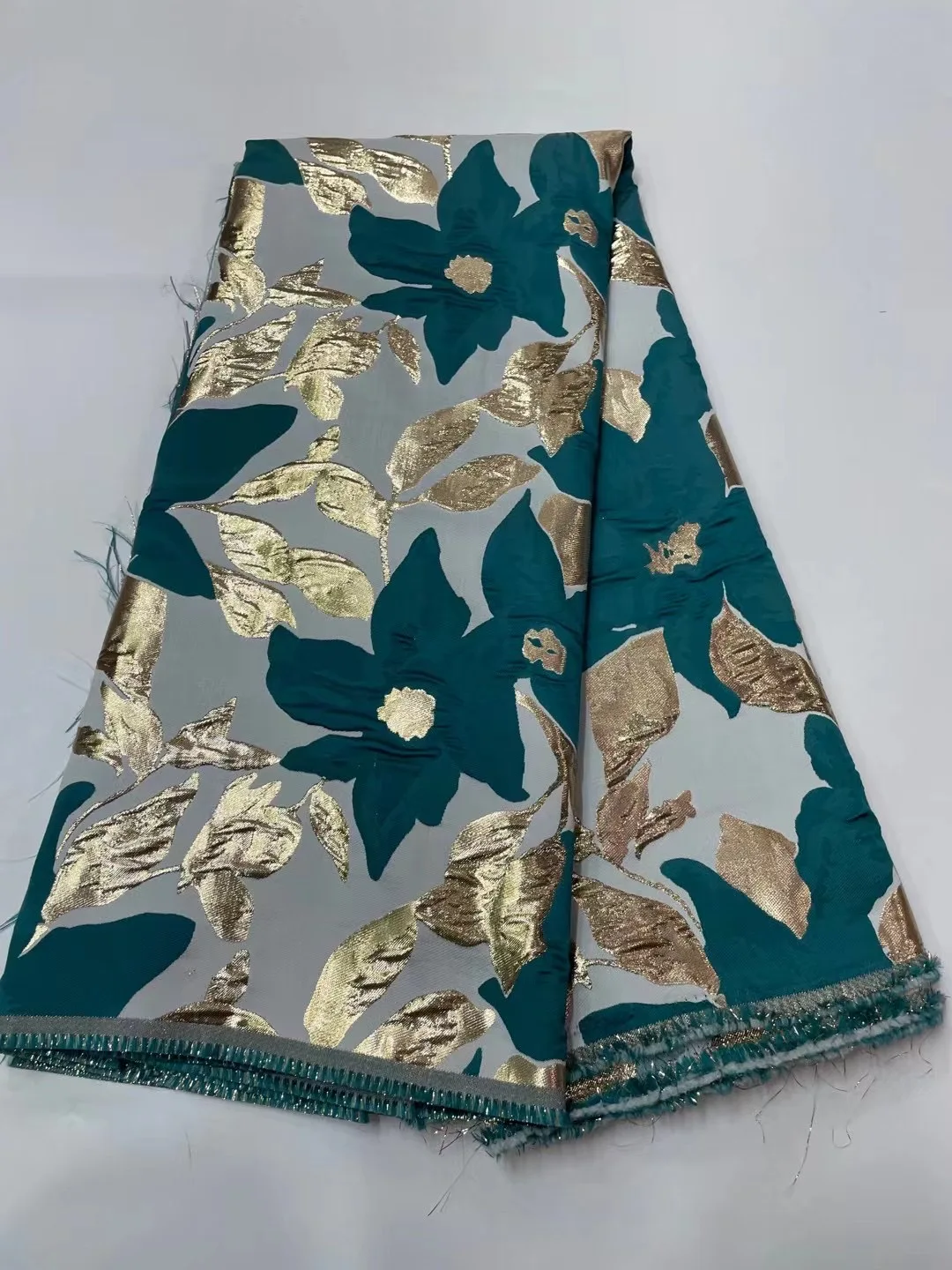 Нигерия Высококачественная жаккардовая кружевная ткань Африканское Новое