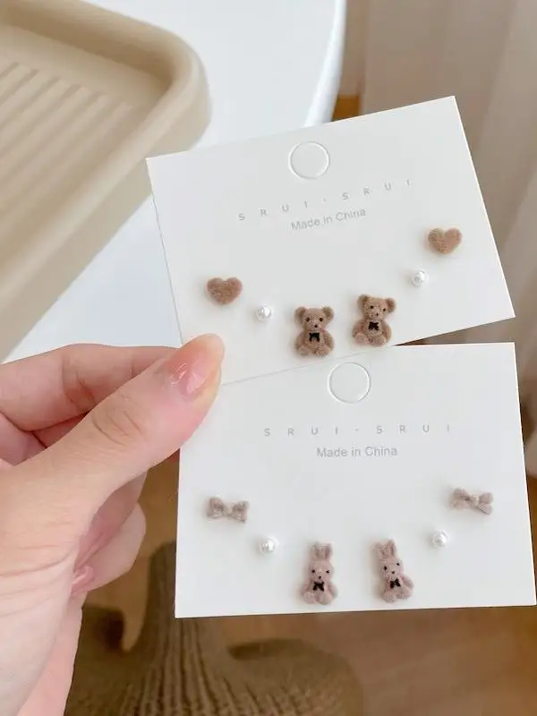 Осень и зима S925 Серебряные иглы Симпатичные флокированные серьги-гвоздики с