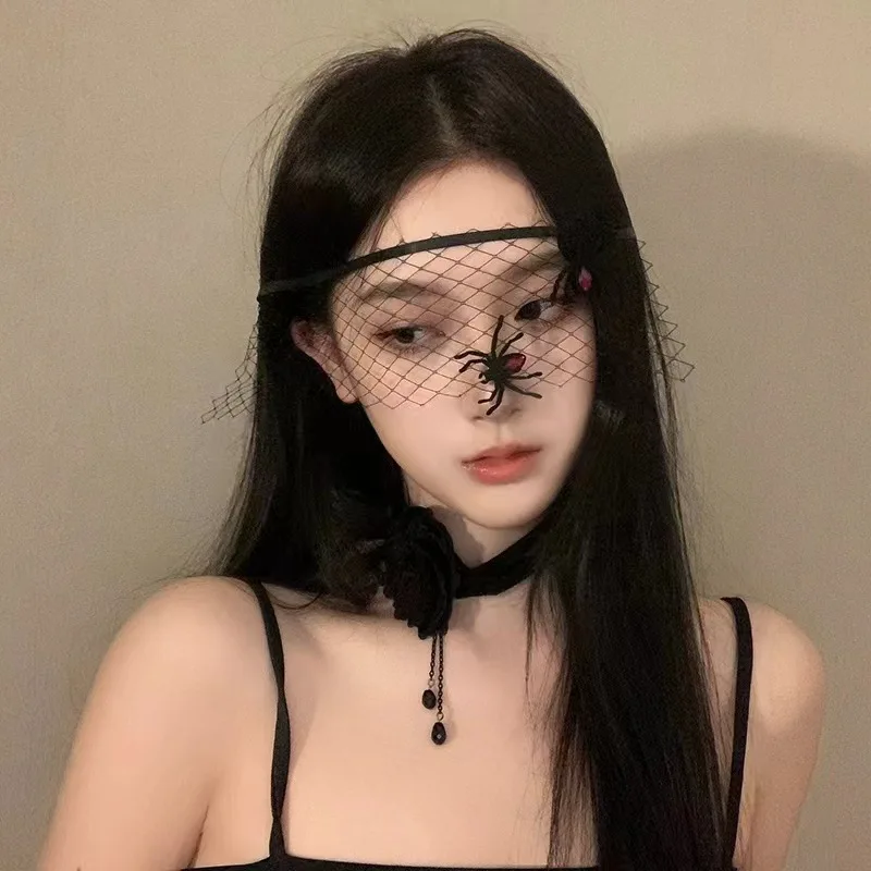 Повязка на глаза Женская экзотическая Стильная черная накладка с вырезами маска