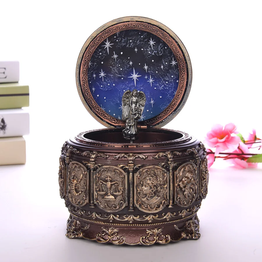 

Bronze Zodiac 12 Signs Music Box Retro 12 Constellation Musical Boxes Sun God Gift Box for Girls Valentine's Day Birthday Gifts